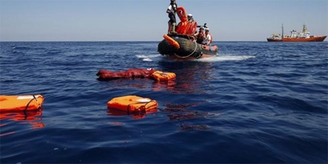 Ege’de göçmenleri taşıyan bot battı: 2 çocuk öldü