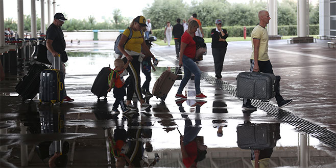İngiliz turistlerin yüzde 40’ı döndü