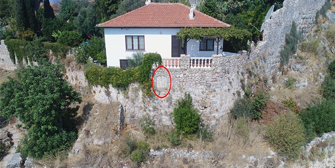 Alanya Kalesi’nde skandal görüntü Alanya Kalesi’nde skandal görüntü