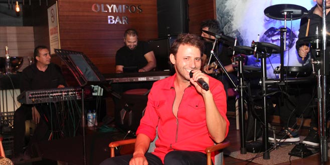 Olympos Bar’da müzik ziyafeti