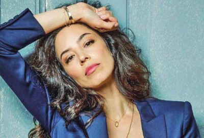 Azra’yı kızdıran soru