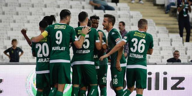 Bursaspor zorlu virajı sağlam döndü
