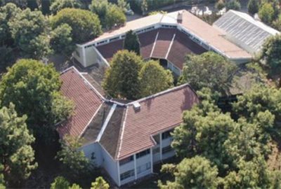 Hasar tespit edilen hastane binası boşaltıldı