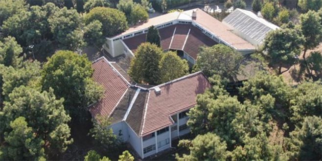 Hasar tespit edilen hastane binası boşaltıldı