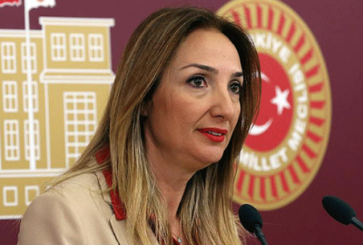 CHP Aylin Nazlıaka’yı affetti