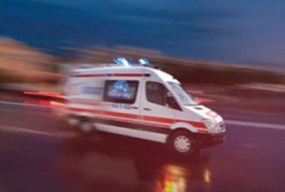 Polise bıçaklı saldırı