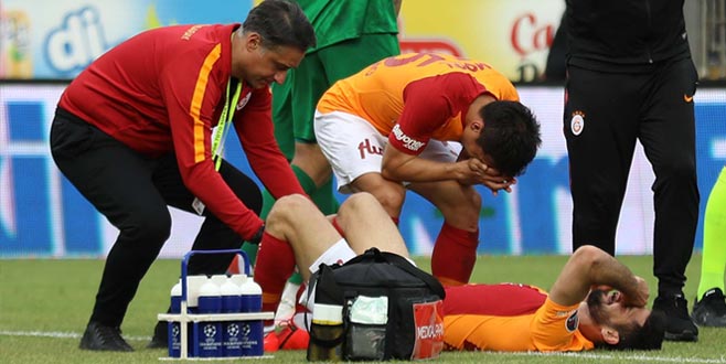 Galatasaray’da Emre Akbaba sevinci Galatasaray’da Emre Akbaba sevinci