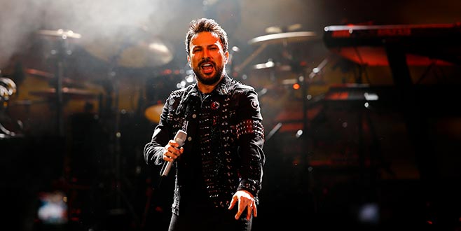 Tarkan’ın Barış Pınarı Harekatı paylaşımına tepki yağdı