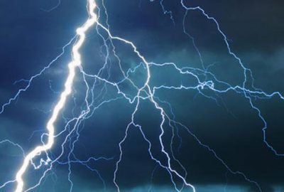 Erzincan’da yıldırım düştü: 2 asker yaralı