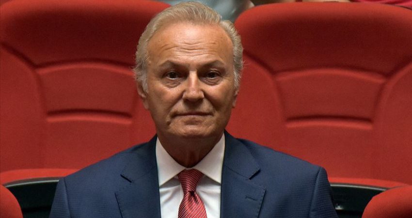 Yeşilçam'ın ünlü oyunlarından Ediz Hun, "On Küçük Zenci" adlı oyunla