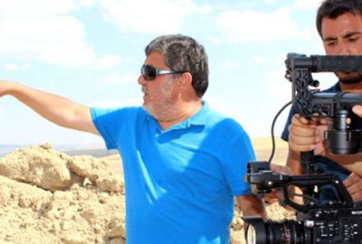 Ünlü yönetmen acı haberi dizi çekimi sırasında aldı!