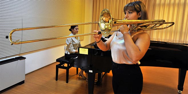 Dünyaca ünlü müzik okulunda okuyacak 