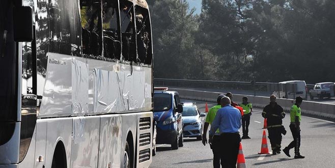 Yolcu otobüsü yandı