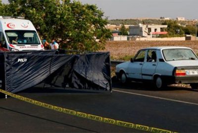 Otomobile saldırı: 3 ölü