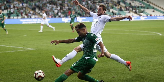 Bursaspor deplasmanlarda kayıp