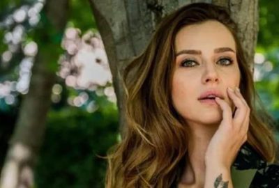 İç çamaşırlı fotoğrafına beğeni yağdı!