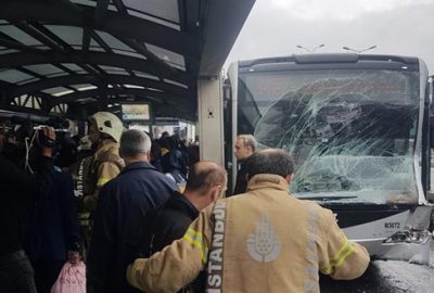 İstanbul’da metrobüs kazası: 6 yaralı
