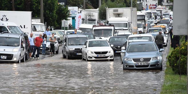Bodrum sular altında