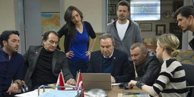 Arka Sokaklar’a veda etti! Bomba projeyle geliyor