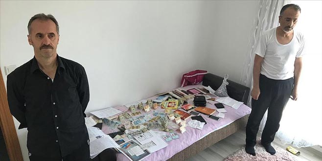 Şok baskın! Hücre evinde yakalandılar