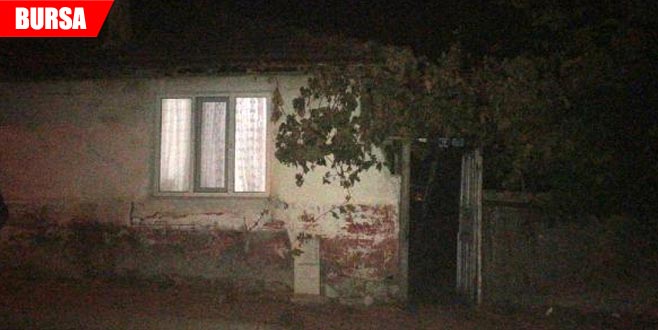 Yalnız yaşadığı evinde ölü bulundu