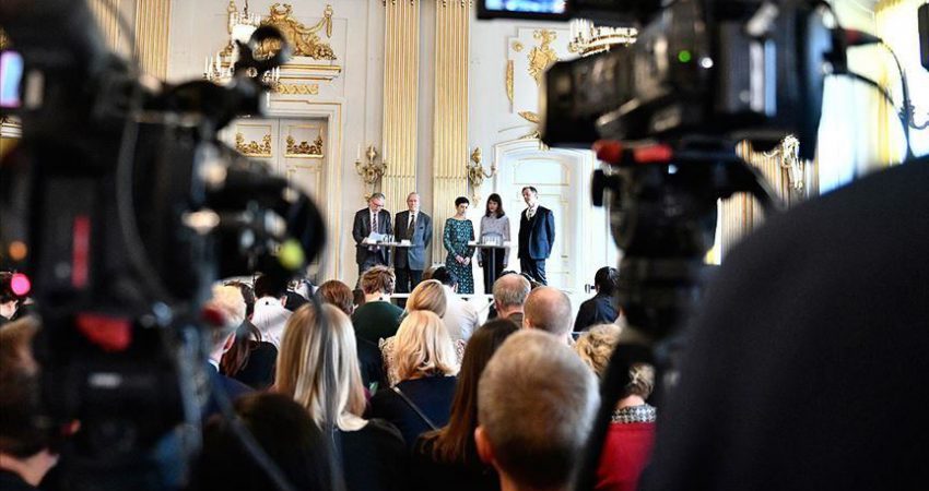 Srebrenitsa annelerinden ‘Nobel’ tepkisi Srebrenitsa ve Zepa Anneleri Derneği, Nobel Edebiyat Ödülü'ne layık görülen