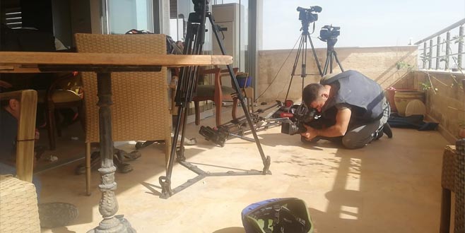 Barış Pınarı Harekatı 3. gününde: Gazetecilerin bulunduğu restorana ateş açıldı