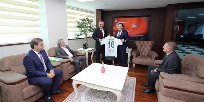 Aslan’a hayırlı olsun ziyareti