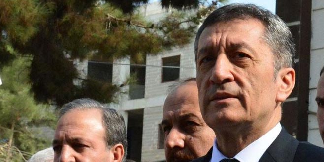 Bakan Selçuk’tan sınırda eğitime ara verilen okullar için açıklama Bakan Selçuk’tan sınırda eğitime ara verilen okullar için açıklama