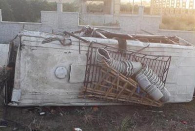 İşçileri taşıyan midibüs devrildi! Yaralılar var…