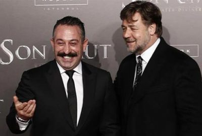 Dünyaca ünlü yıldız Cem Yılmaz’ı tebrik etti