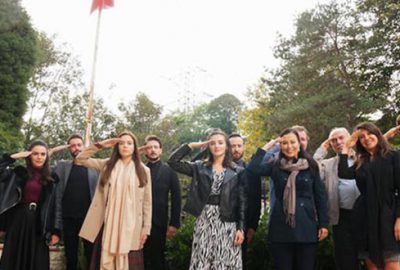 Kimse Bilmez oyuncularından Mehmetçik’e destek