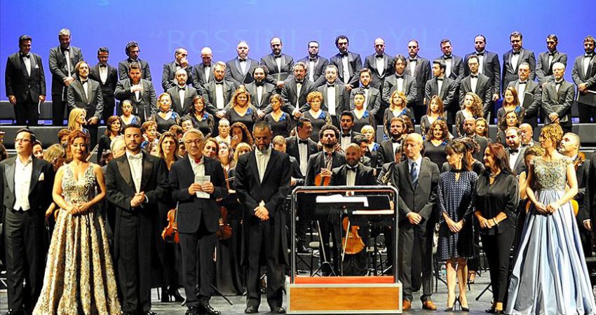 İDOB ‘Cumhuriyet’ konserinde sanatseverlerle buluşacak İstanbul Devlet Opera ve Balesi, "Cumhuriyet" konserinde müzikseverlerle buluşacak.