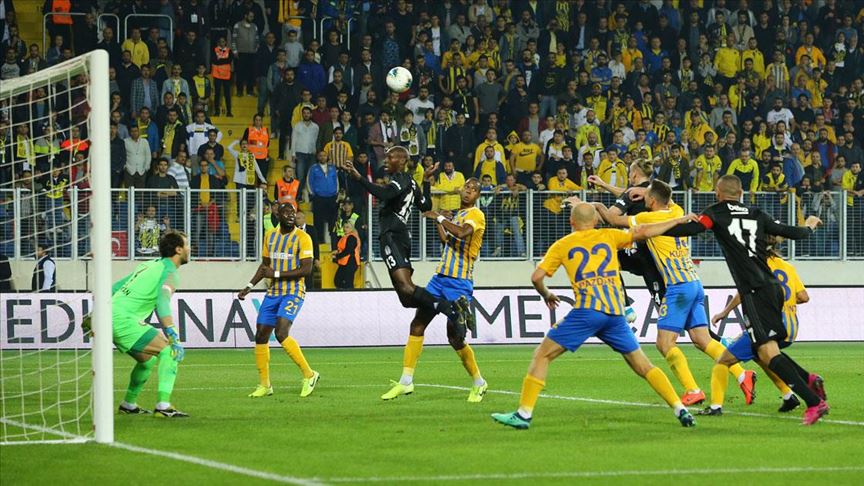 Beşiktaş-Ankaragücü maçından gol sesi çıkmadı Beşiktaş-Ankaragücü maçından gol sesi çıkmadı