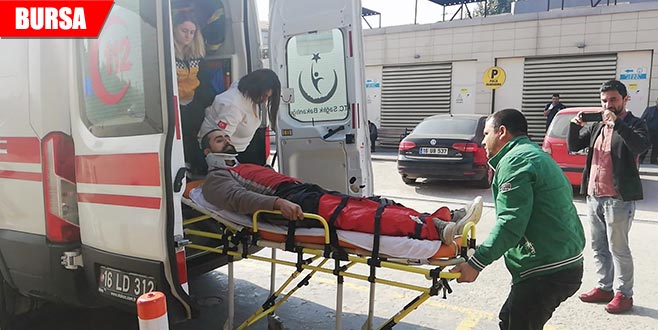 Üzerine sunta paleti devrilen işçi yaralandı Üzerine sunta paleti devrilen işçi yaralandı