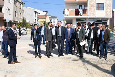 Parke Taşı Ve Tretuvar Çalışmaları Ertuğrulgazi Mahallesinde Devam Ediyor