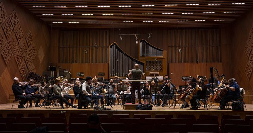 CSO ‘Cumhuriyet Bayramı’ konseri canlı yayınlanacak Cumhurbaşkanlığı Senfoni Orkestrası, Cumhuriyet'in 96'ncı yılına özel vereceği konserle tüm