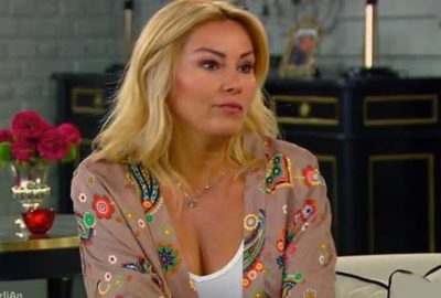 Mini etekli tarzıyla gündem oldu! ‘Fıstık gibisiniz’