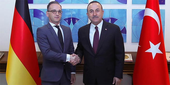 Bakan Çavuşoğlu’ndan ABD’ye terörist Mazlum Kobani tepkisi