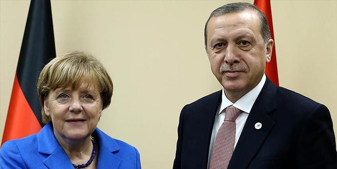 Erdoğan, Merkel ile görüştü