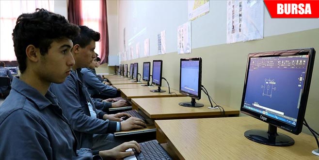 Geleceğin mühendislerinden ‘elektrik ve su tasarruflu’ sistem Geleceğin mühendislerinden ‘elektrik ve su tasarruflu’ sistem