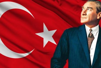 Ünlülerin 29 Ekim Cumhuriyet Bayramı paylaşımları