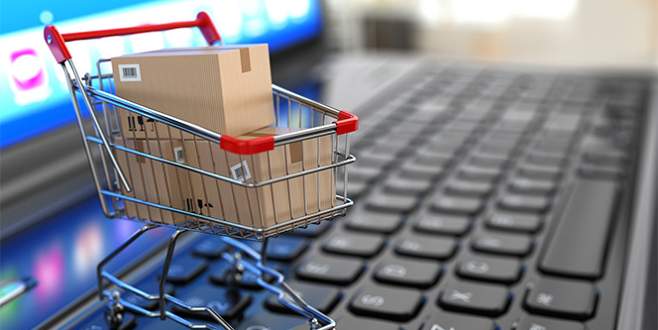 ‘Efsane Cuma’ indirimlerine dikkat