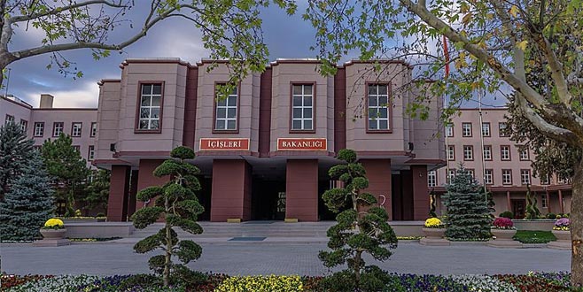 İlk DEAŞ’lı yabancı terörist sınır dışı edildi İlk DEAŞ’lı yabancı terörist sınır dışı edildi