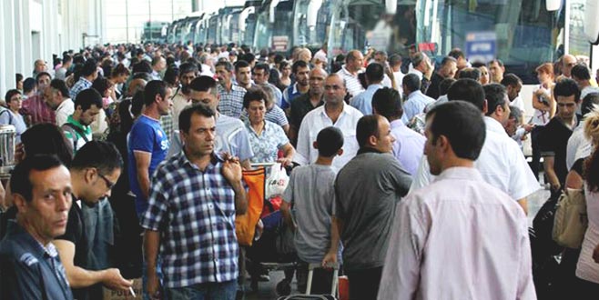 Seyahat için üç ayda 10,7 milyar lira harcandı