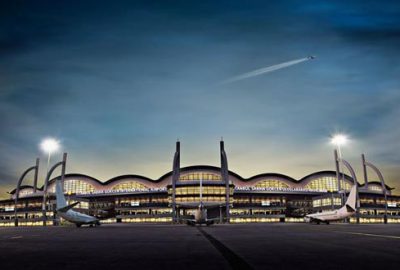 Sabiha Gökçen’den ilk uzun mesafe uçuş