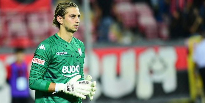 Kalesinde devleşiyor takıma hayat veriyor