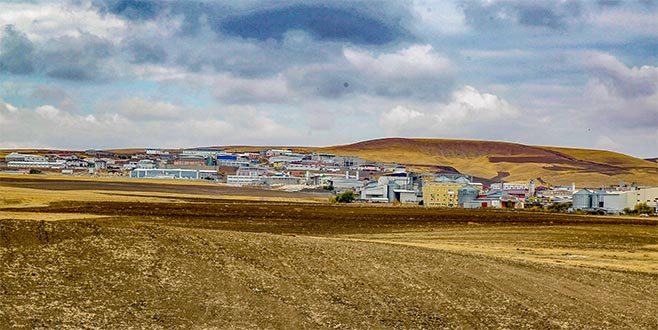 İranlı otomotiv firması Türkiye’de fabrika kuracak