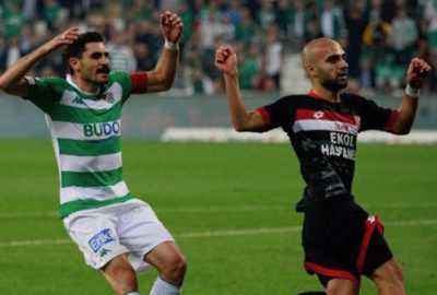 Özer Hurmacı cezalı