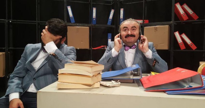 ‘Tiyatroya küsmüş seyirciyi tekrar tiyatroya kazandırmaya çalışıyoruz’ Tiyatro Külliyen Genel Sanat Yönetmeni Osman Doğan tiyatronun insan yaşamındaki
